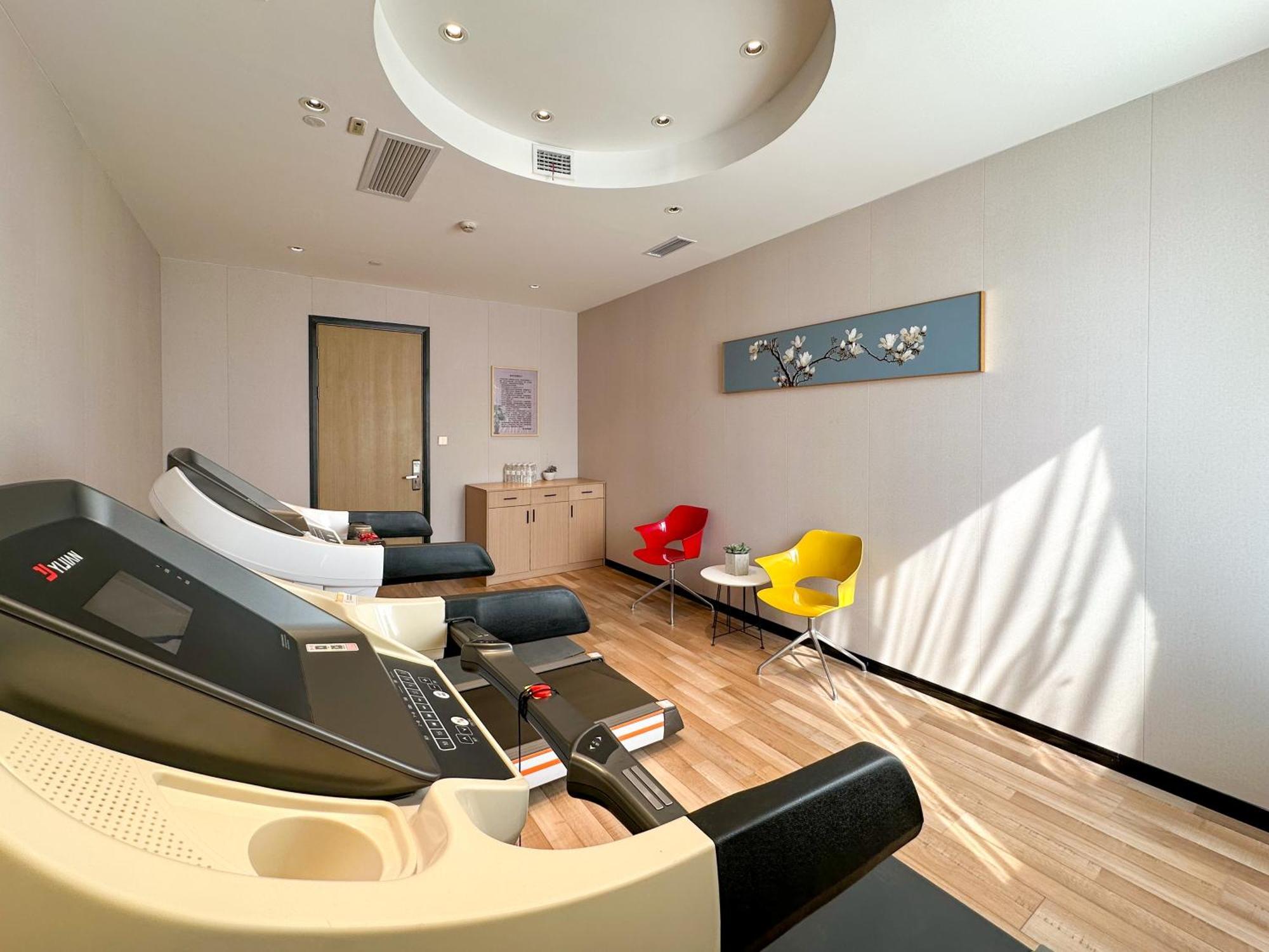 Shanghai-Deco Hotel-Free Shuttle Bus To Pudong Airport And Disneyland Екстер'єр фото