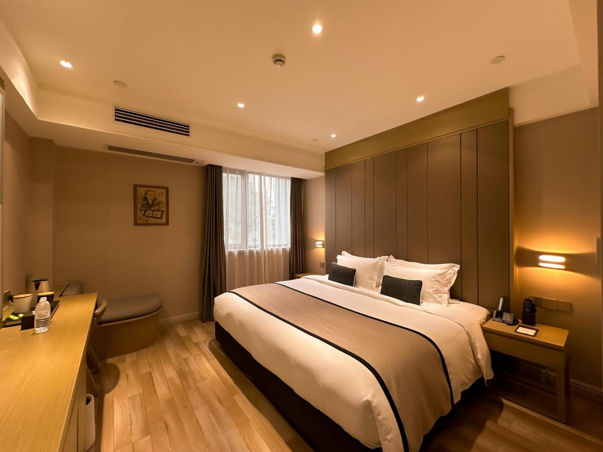Shanghai-Deco Hotel-Free Shuttle Bus To Pudong Airport And Disneyland Екстер'єр фото